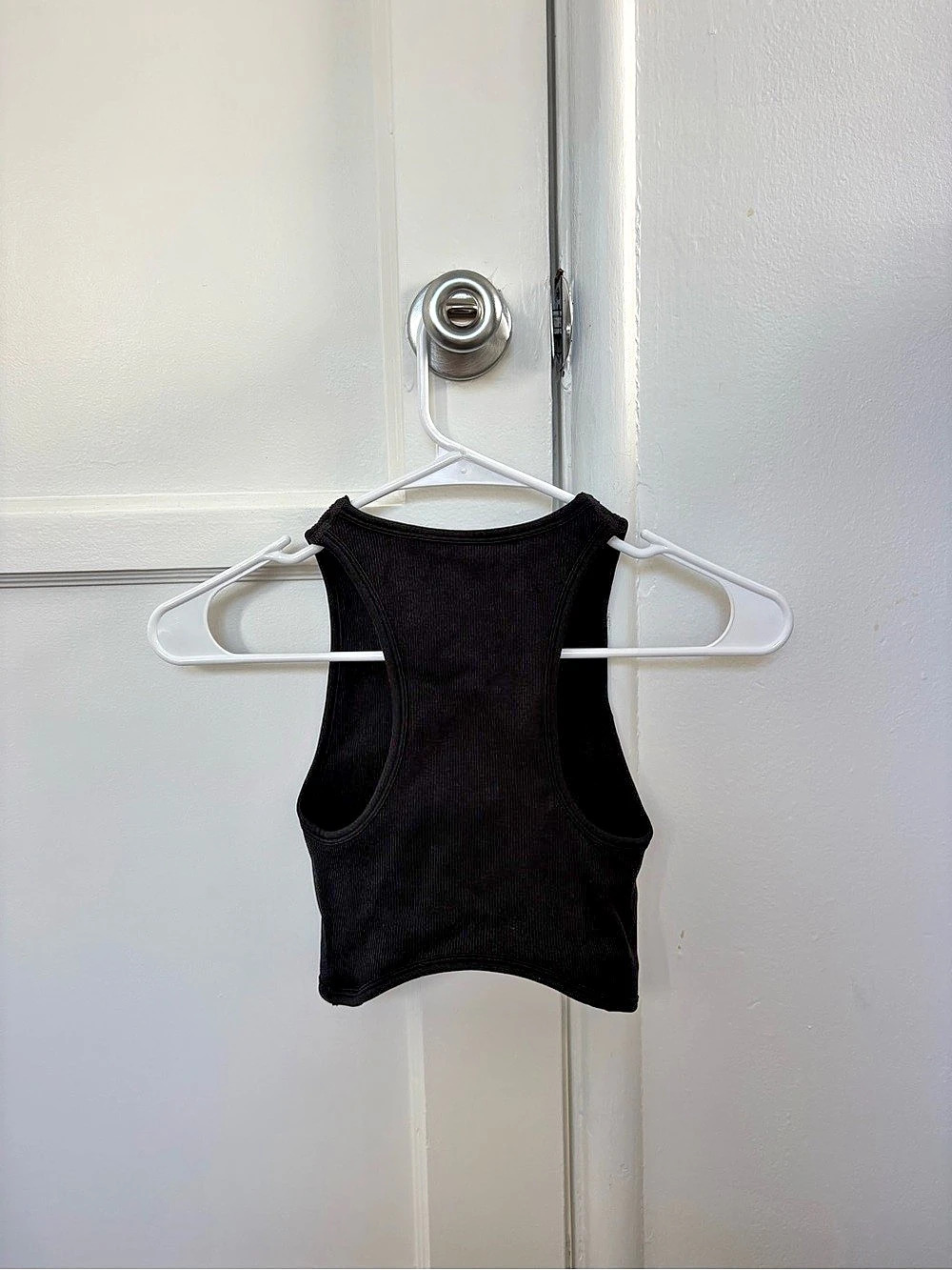 Set Active Ribbed Crop Tank - Picture 2 of 3